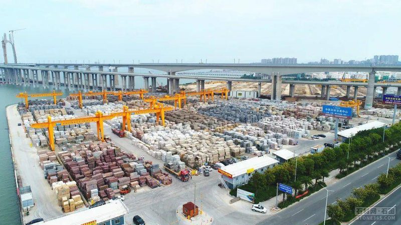 岩板台面加盟：揭秘加盟流程与关键步骤