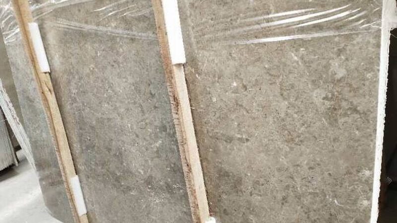 芝麻黑石材：建筑中的低调奢华之选**